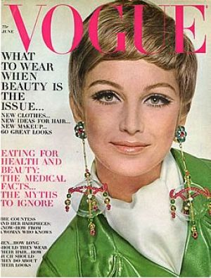 Vintage Vogue magazine covers - wah4mi0ae4yauslife.com - Vintage Vogue June 1967.jpg